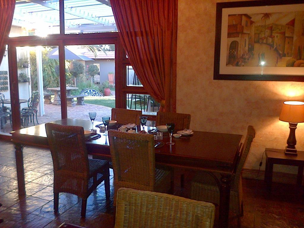 Jubilee Lodge Guest House Johannesbourg Extérieur photo
