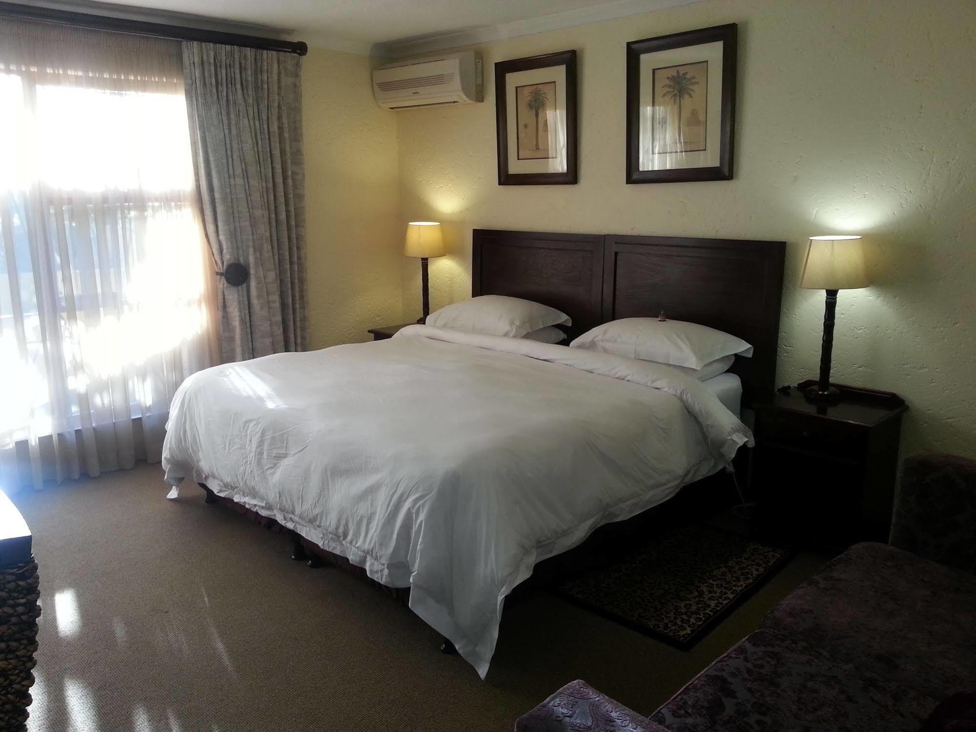 Jubilee Lodge Guest House Johannesbourg Extérieur photo