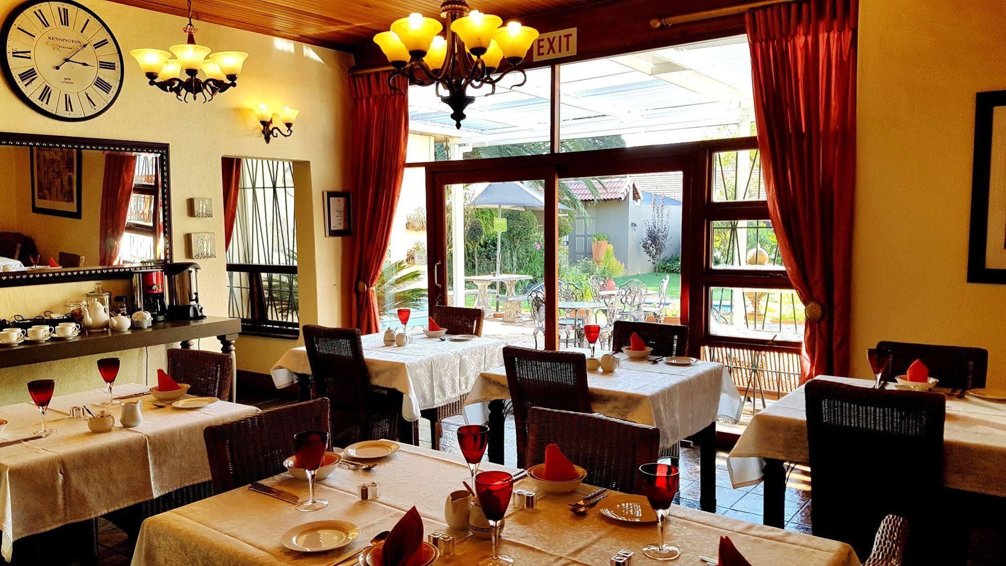 Jubilee Lodge Guest House Johannesbourg Extérieur photo