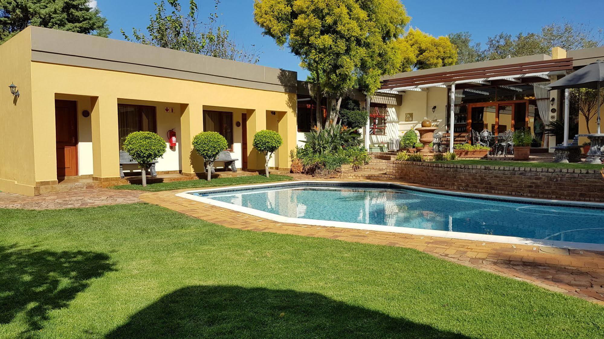 Jubilee Lodge Guest House Johannesbourg Extérieur photo
